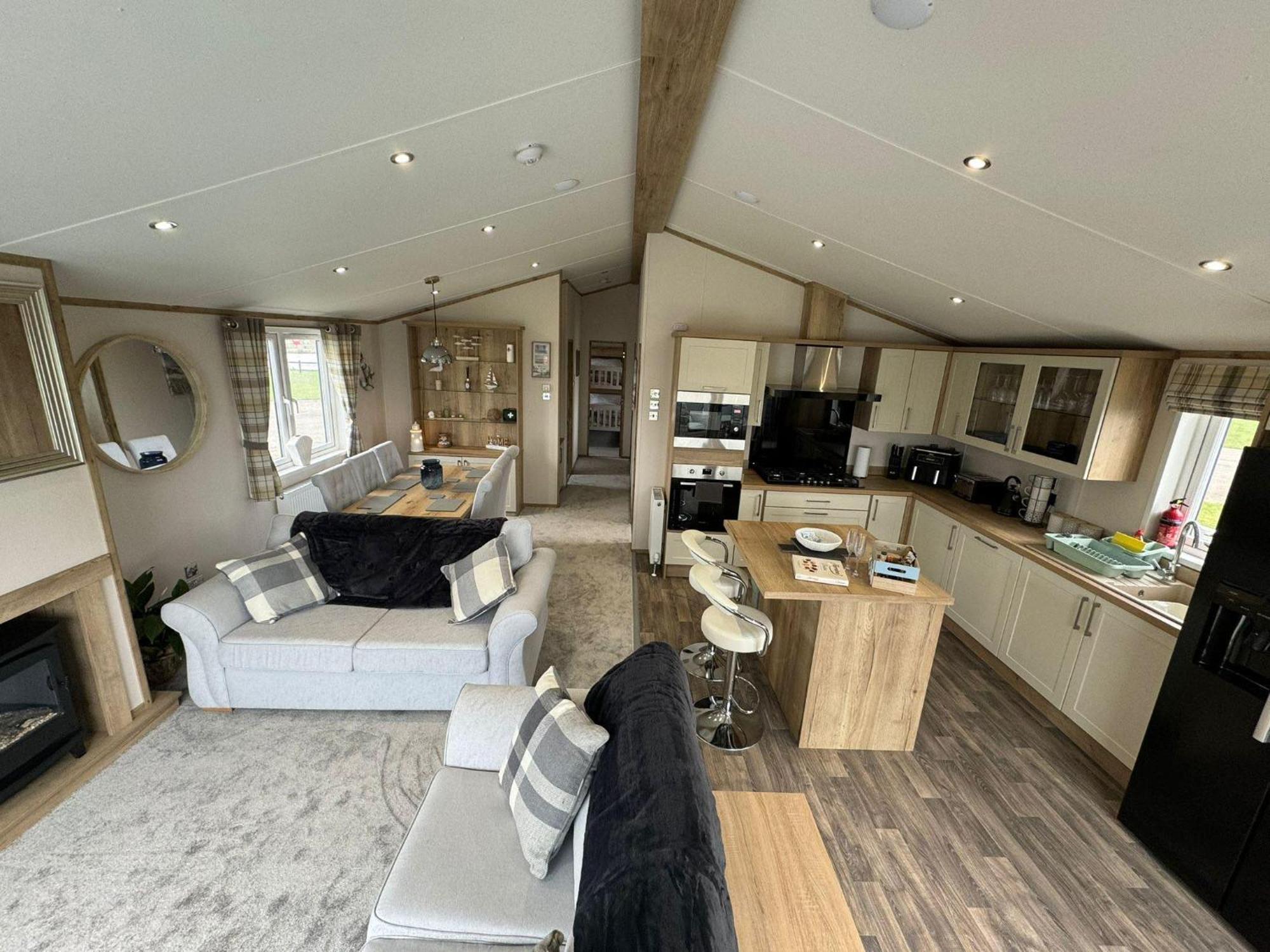 Golden Anchor - The Oakland - Coastal Caravan Breaks Campsite Chapel Saint Leonards